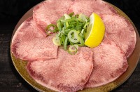牛特上タン税抜 1,880円（税込 2,068円）